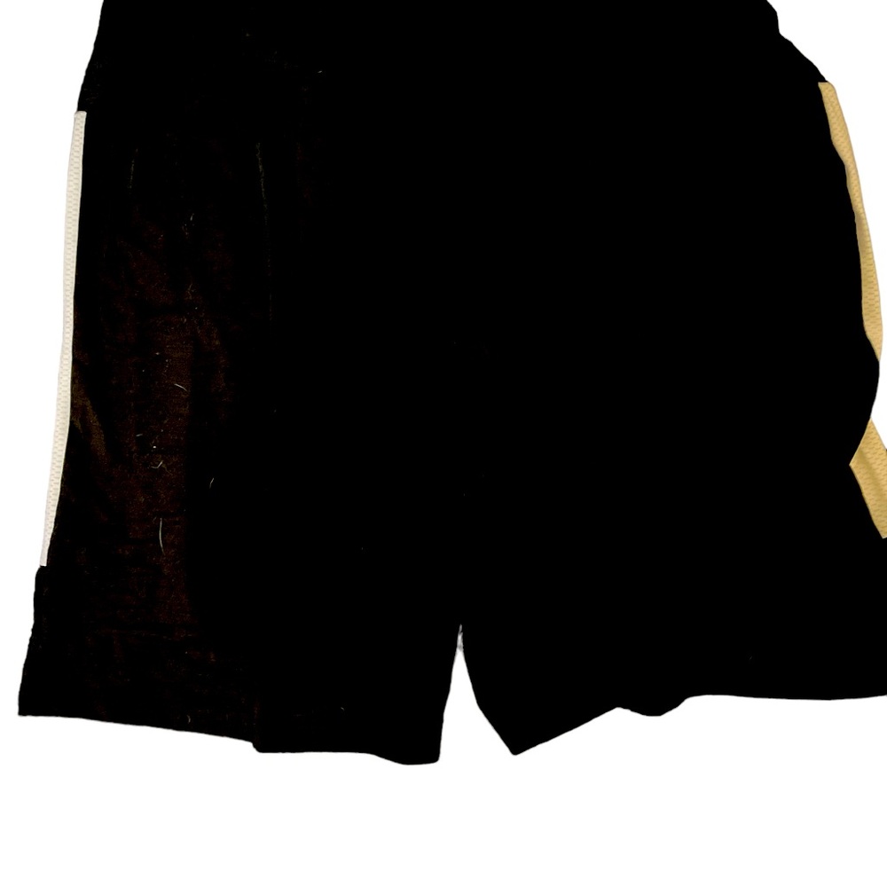 Athletic shorts